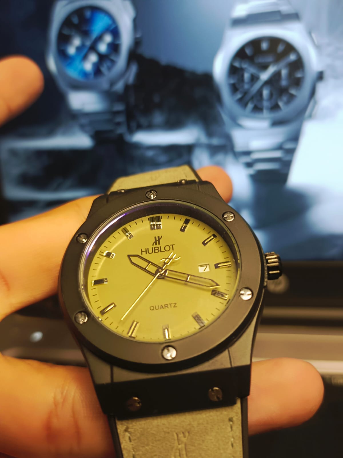 Hublot Analog (Watch) for Boys. - Image 6